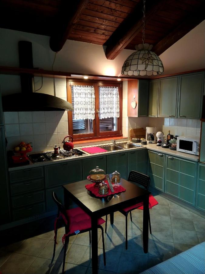 Cascina Roella Konuk evi Monforte dʼAlba Dış mekan fotoğraf